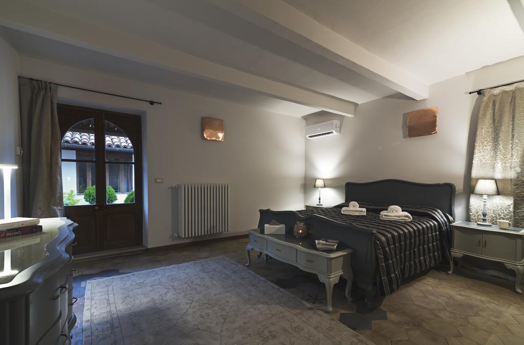 Appartement Castello Medici Del Vascello à Asti Extérieur photo